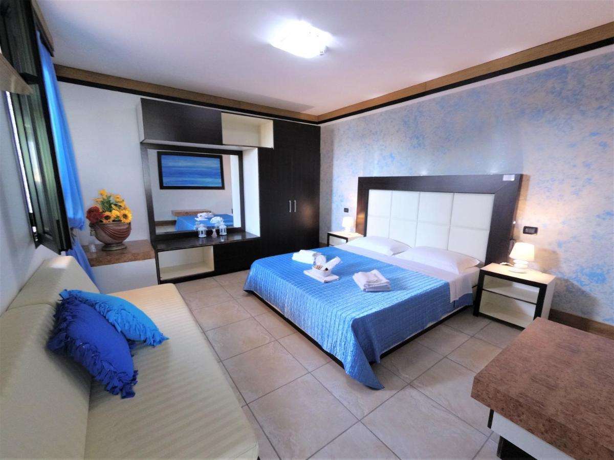 Hotel Alba Chiara Sant'Andrea Salento ภายนอก รูปภาพ
