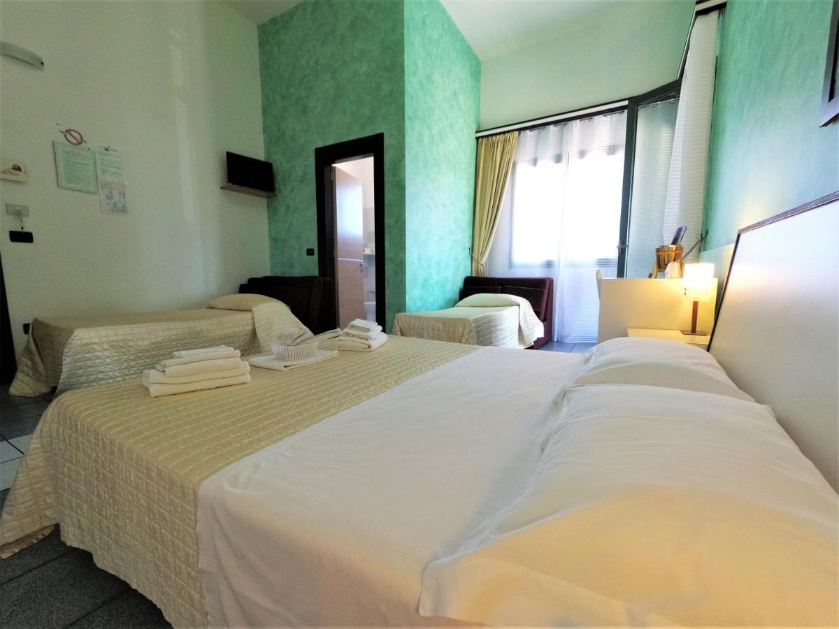 Hotel Alba Chiara Sant'Andrea Salento ภายนอก รูปภาพ