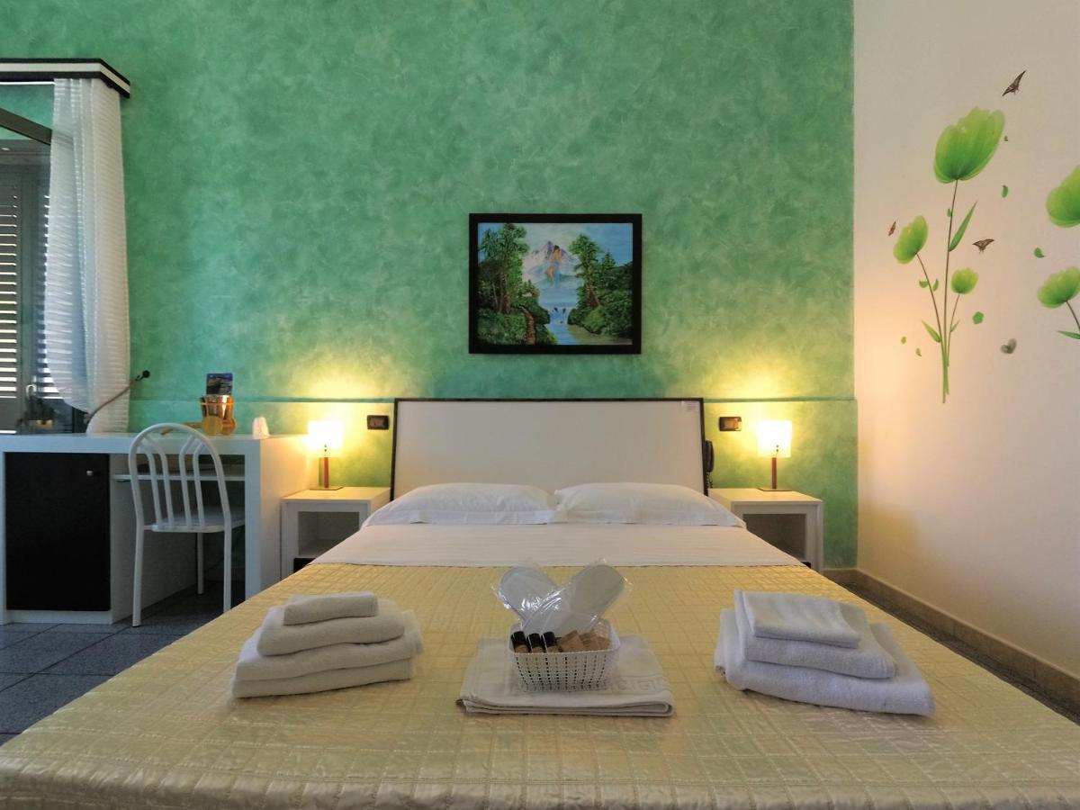 Hotel Alba Chiara Sant'Andrea Salento ภายนอก รูปภาพ